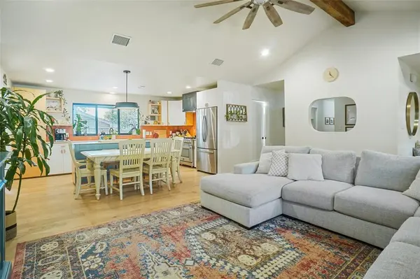 1724 Boston Avenue, Bridgeport, TX 76426