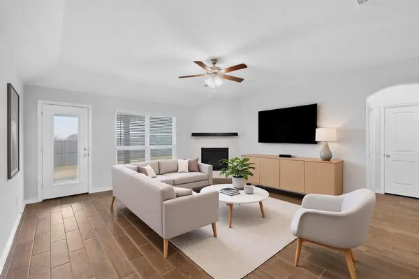 7346 Red Twig Trail, Venus, TX 76084