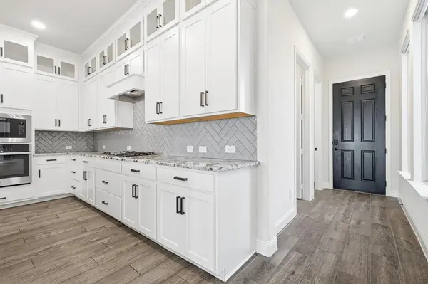 18140 Lakefront Court, Forney, TX 75126