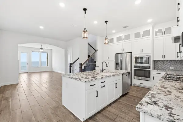 18140 Lakefront Court, Forney, TX 75126