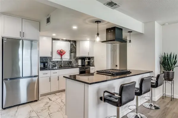 2736 Larchmont Drive, Mesquite, TX 75150