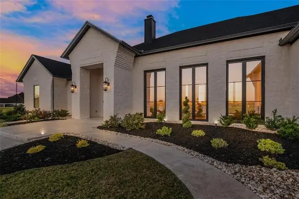 134 Sunflower Street, Lorena, TX 76655