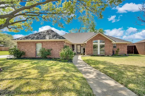 1501 Highland Drive, Mansfield, TX 76063