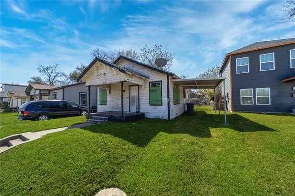 3817 Latimer Street, Dallas, TX 75215