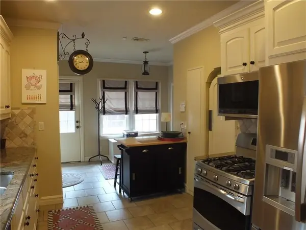 3241 Cockrell Avenue, Fort Worth, TX 76109