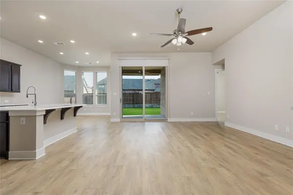 1829 Leo Drive, Van Alstyne, TX 75495