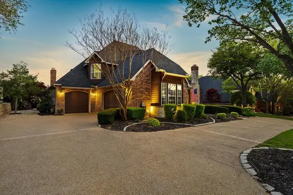 806 Eagle Pass, Heath, TX 75032