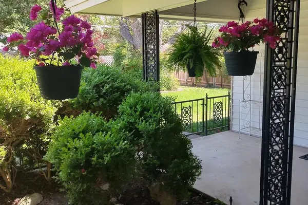 2907 Glasgow Drive, Arlington, TX 76015