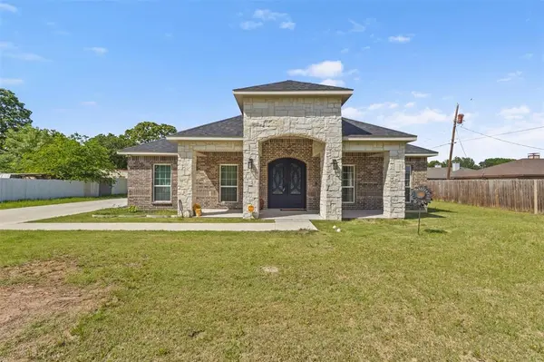 11101 Leeper Drive, Balch Springs, TX 75180