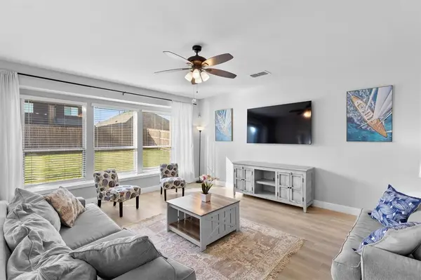 3117 Brookhill Lane, Mesquite, TX 75181