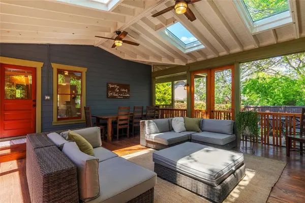 804 N College Street, Mckinney, TX 75069