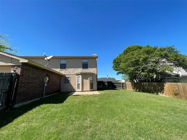 1218 Greenbriar Lane, Lancaster, TX 75146