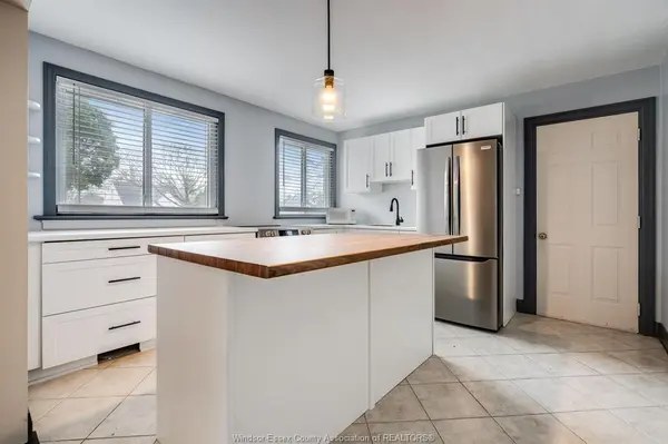 95 TWEEDSMUIR Avenue East, Chatham, ON N7M 3Z7