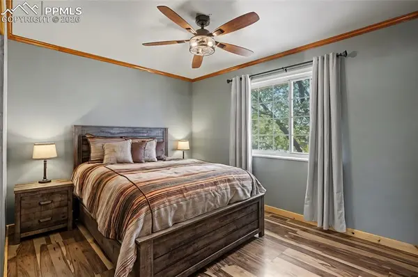 2205 Shawnee DR, Colorado Springs, CO 80915