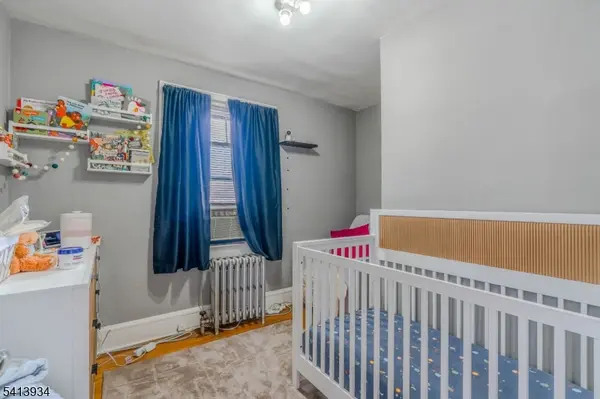 416 E 6Th Ave, Roselle Boro, NJ 07203