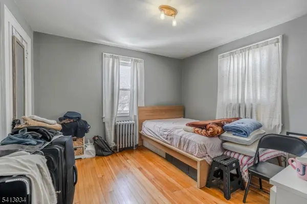 416 E 6Th Ave, Roselle Boro, NJ 07203