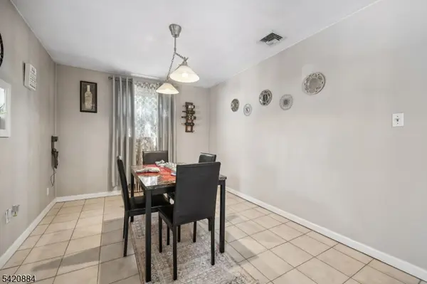 582 Belmont Ave, Haledon Boro, NJ 07508