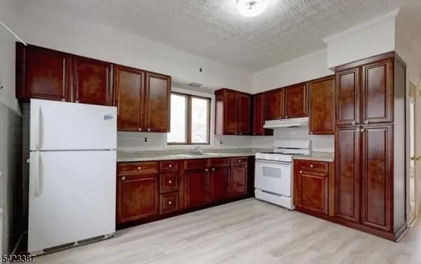 58 Westervelt Ave, Hawthorne Boro, NJ 07506