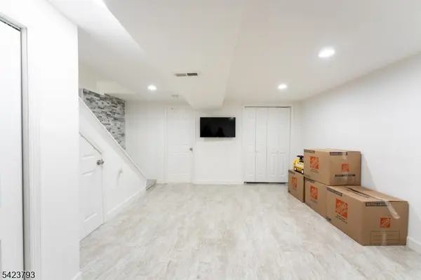 144 Silleck St, Clifton City, NJ 07013