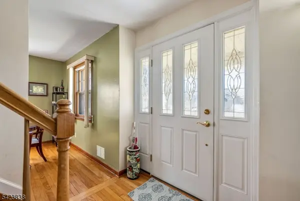 28 William St, Rochelle Park Twp., NJ 07662