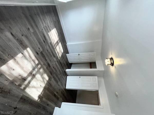 21 Tillinghast St #3, Newark City, NJ 07108