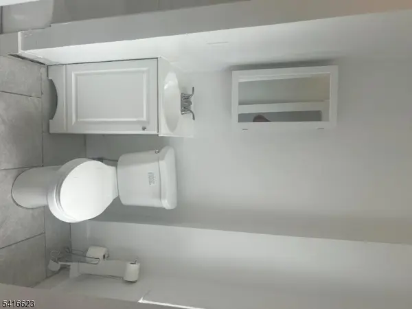 21 Tillinghast St #3, Newark City, NJ 07108