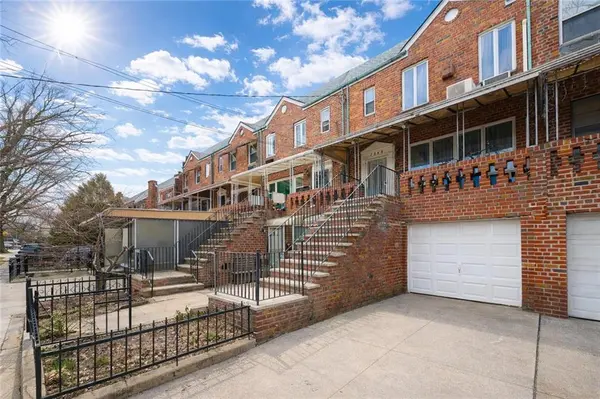 2540 East 11th ST, Brooklyn, NY 11235