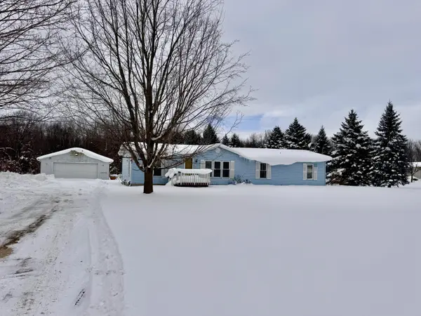 3899 Fruit Ridge AVE NW,  Alpine Twp,  MI 49544