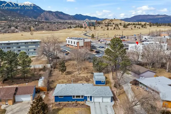 632 Pinon DR, Colorado Springs, CO 80905