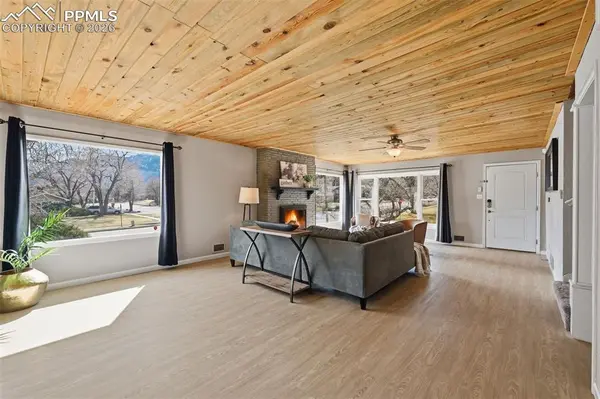 819 Skyway BLVD, Colorado Springs, CO 80905