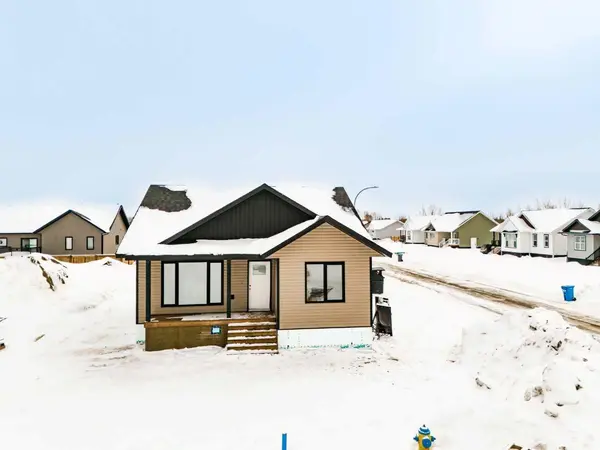 11113 104 Ave, La Crete, AB T0H 2H0