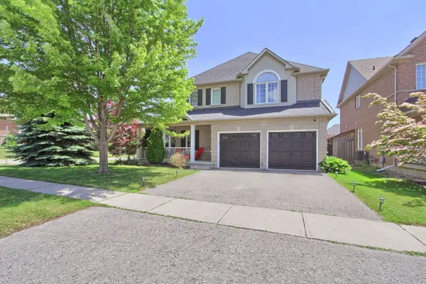 847 Greenleaf Gate, Oshawa, ON L1K 2W7