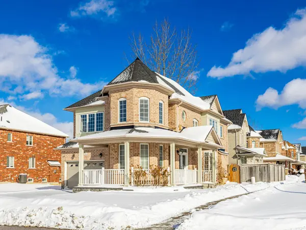 2 John Davis Gate, Whitchurch-stouffville, ON L4A 0B6