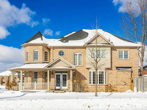 2 John Davis Gate, Whitchurch-stouffville, ON L4A 0B6