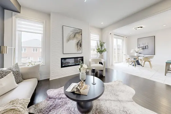 116 Carriage Shop BND, East Gwillimbury, ON L9N 0Y3