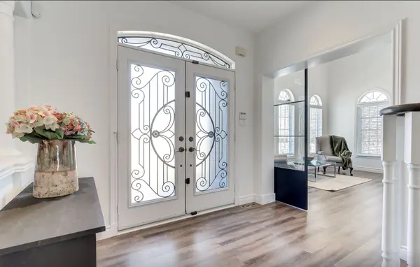 2 Sgotto BLVD, Vaughan, ON L4H 1X1