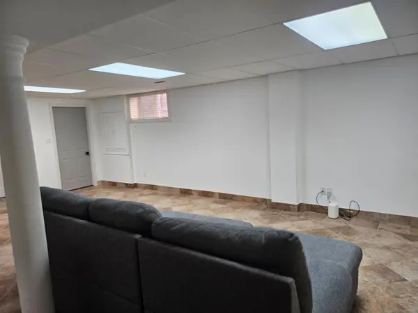 14 Sequoia RD #Basement, Vaughan, ON L4H 1W2