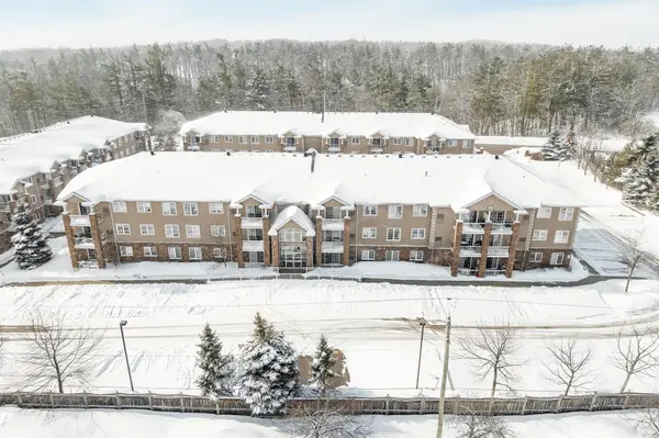 41 Coulter ST #19, Barrie, ON L4N 6L9