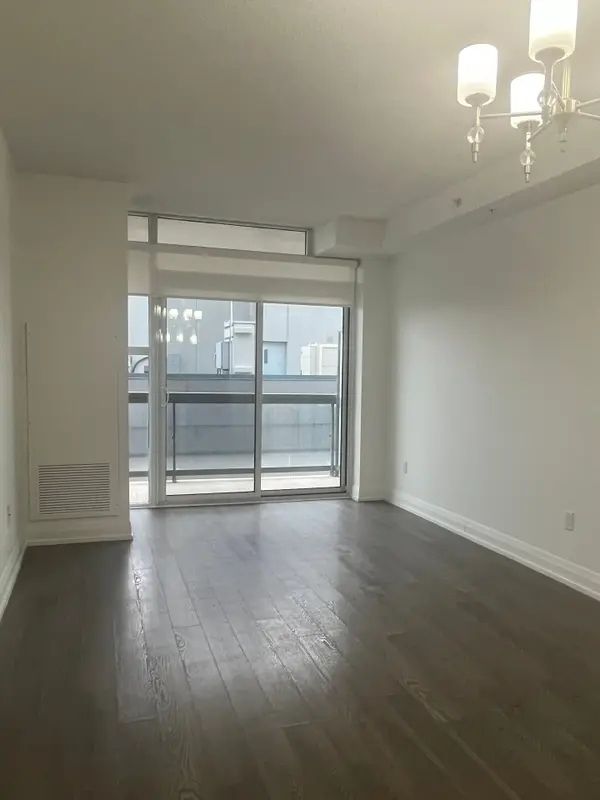 15 Maple AVE #1107, Barrie, ON L4N 1R7