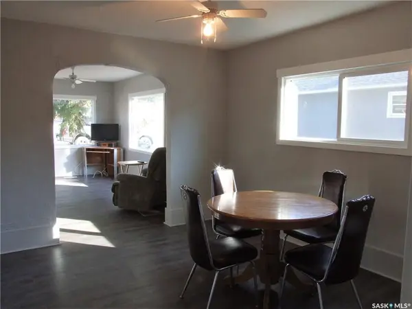 118 2nd STREET W, Leader, SK S0N 1H0