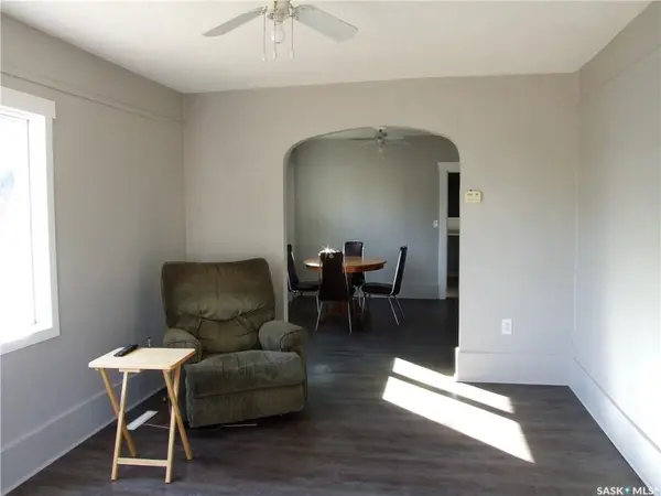 118 2nd STREET W, Leader, SK S0N 1H0