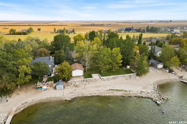 193 & 194 Gordon DRIVE, Last Mountain Lake East Side, SK S0G 4V0