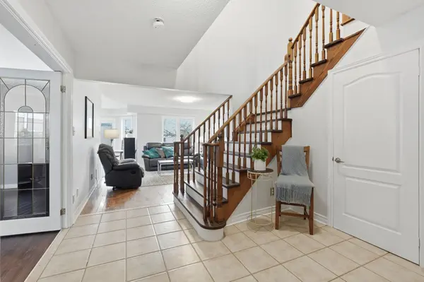 5189 Blue Spruce AVE, Burlington, ON L7L 6J5