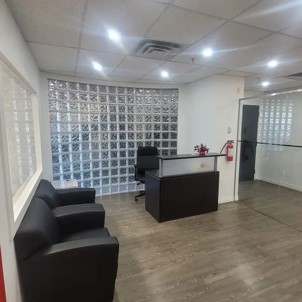 2600 Skymark AVE #7-104, Mississauga, ON L4W 5B2