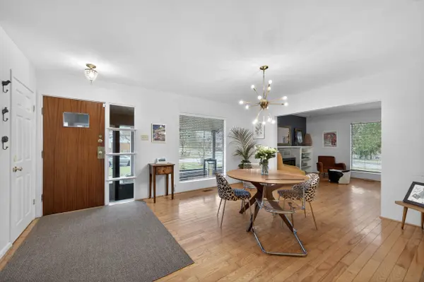 396 Averill Gate, London South, ON N6C 4E2