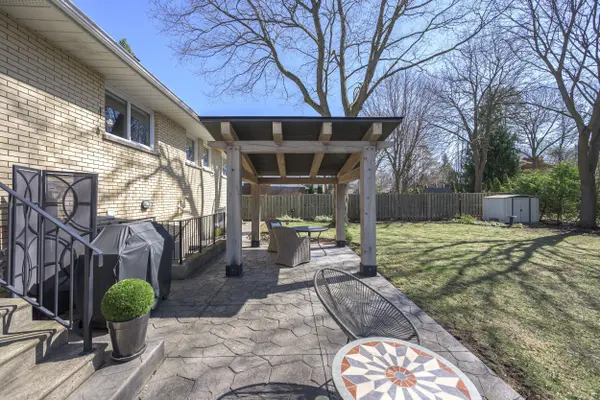 189 Hunt Club DR, London North, ON N6H 3Y8