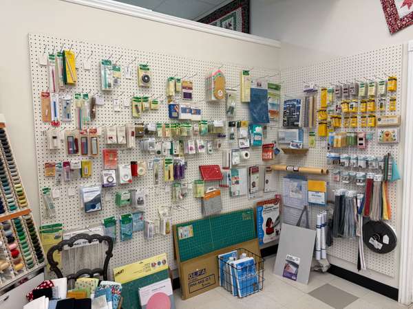 7712 Kent BLVD #2, Brockville, ON K6V 7H6