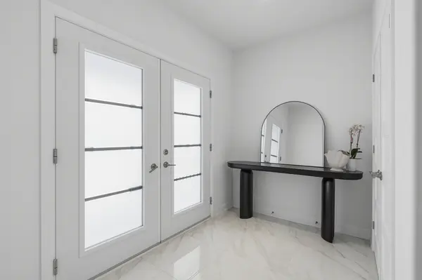 301 Moonlight DR, Russell, ON K4R 0L1