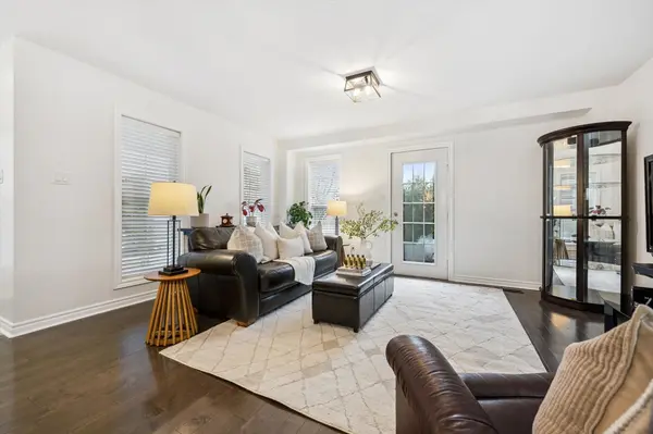 100 Frederick DR #9, Guelph, ON N1L 0H6