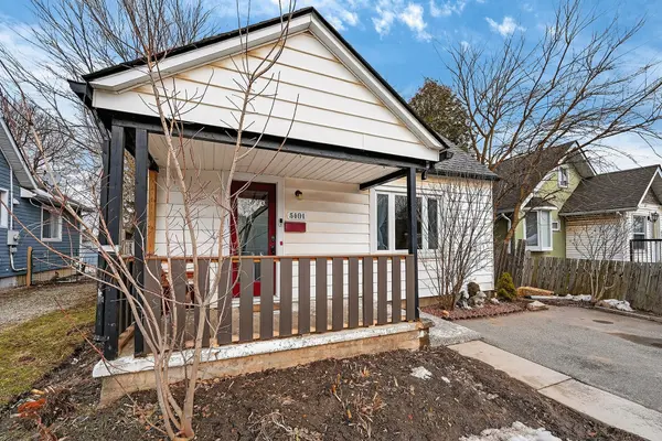 5401 Menzie ST, Niagara Falls, ON L2E 2V7